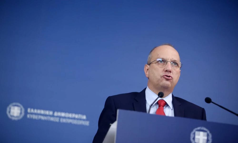 Οικονόμου: Ουκρανική κρίση, πανδημία και ακρίβεια στην ενημέρωση των συντακτών - Πως σχολίασε την συνέντευξη Τσίπρα